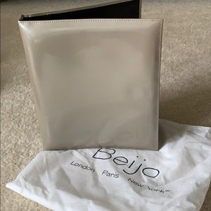 Beijo binder or planner. Never used.